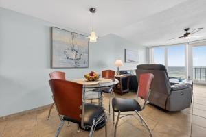 Coastal Daydream At White Surf