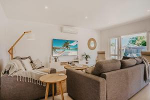 Glen Mor Heated Pool Retreat