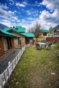 Aura Montane luxury cottages