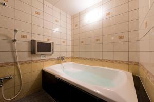 HOTEL C-Lesapce