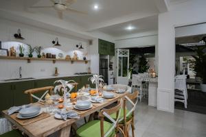 Fully Staffed Luxury Seminyak Villa l Private Pool