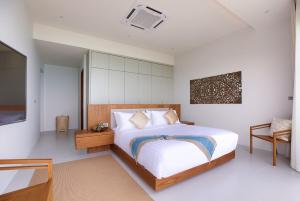 Elysian Sky Villa 5-Bedroom Panoramic Sea View with Gym and Cinema
