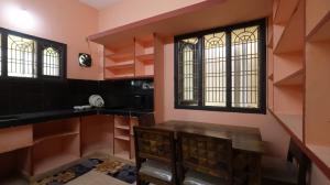 Chandu Homestays