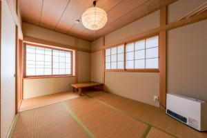 マイカーリン1 - MYKARIN 1 -A luxurious getaway featuring a forest bath BBQ and a soothing soak in cedar-scented hot springs