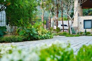 Rivana Retreat