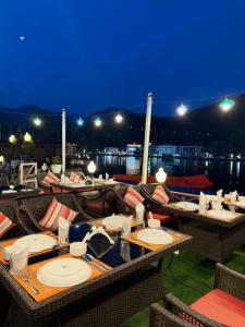 Pride Group of Houseboats