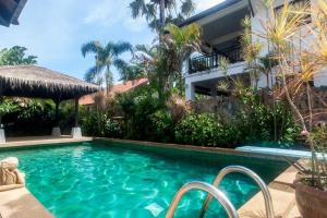 Malee Beach B3