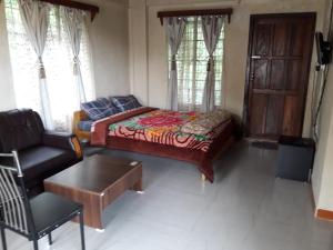 Streamside Guest House