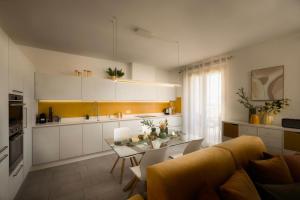 Lorry Living MARULA - Sauna Whirlpool & Rooftop