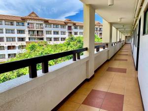 Davao 2br One Oasis Beside SM Mall-Wifi