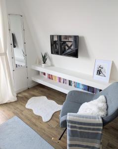 Hiona Apartment