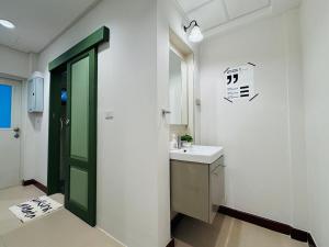 Chinatown 3BR Townhouse,MRT Nearby&Family Friendly