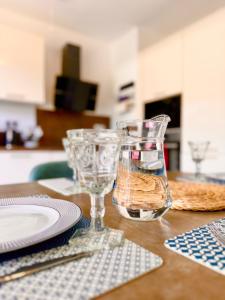 Beautiful duplex 5 minutes from downtown