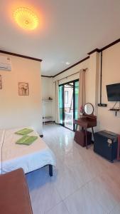 Kohlibong forest house