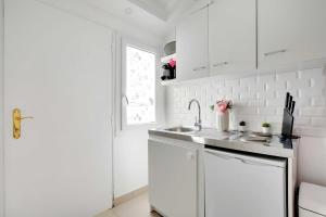 Charming Studio for 2 – Near Voltaire & 11th Arr Town Hall, Paris