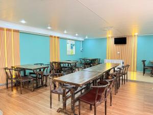 MONKHSUURI GUESTHOUSE