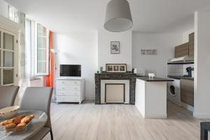 T2 lumineux vue canal proche centre