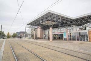 T3 Parilly lumineux traversant métro D Périph Eurexpo 15min