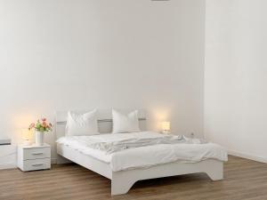 REAL Living by REFA - New Town 411