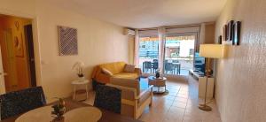 Large apartment with a 35 m terrace