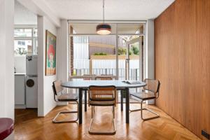 Harbour Edge Hideaway across Beare Park & Marina