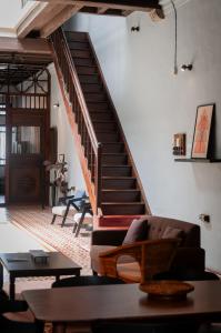 Aayu Stewart - Stewart Ln, George Town