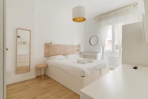 GuestHost - Cozy Balcony Flat close to Navigli
