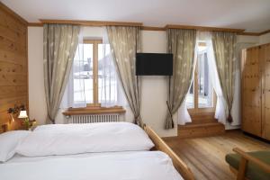 Chalet by Hotel Bad Serneus