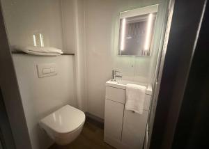 Student Only Modern Non-Ensuite Room at Ivy Halls Cricklewood