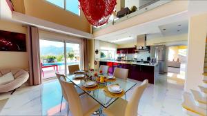 CARRAZOLA house in Lefkada with pool