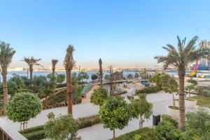 FIRST CLASS 3BR Scenic Views Near Yacht Club