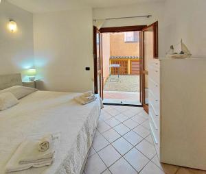 Le Maree Sea View Apartment img11