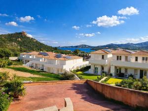 Le Maree Sea View Apartment img24