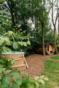 Retro Chic Wellness met hottub & sauna
