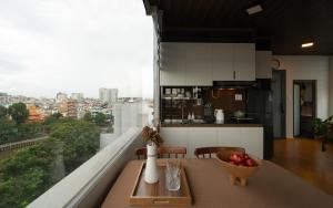 Skyview 2-Br Penthouse - River & City Lights