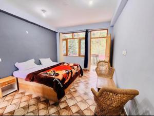 Riverview 360 Boutique Hotel & Cafe Old Manali