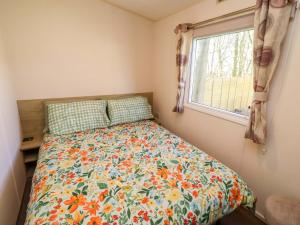 Sunflower Retreat, Caravan 61