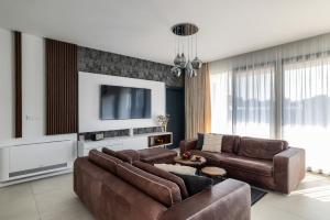 Villa Santa with heated pool