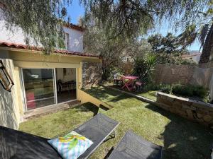 Duplex romantique avec beau jardin plage à pieds