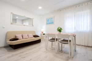 Hauzify I Mar Blanc