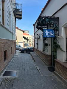 Tbil Inn Hotel