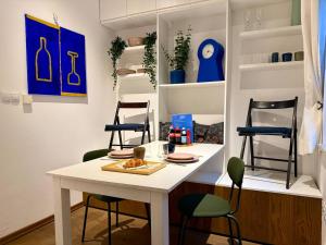 Cosher | 1BD Central Urban Home