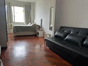 Copacabana half a block from the beach excellent LOFT