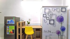 Beautiful Studio-A paradise of food, shopping and beauty care services