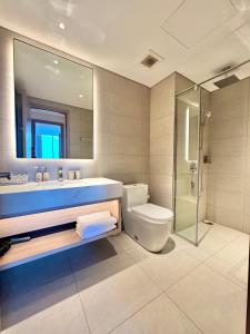 Alacarte Ha Long Bay - 2 Bedroom Sea View Apartment