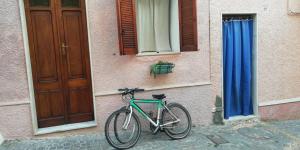 Typical Carloforte house right in the center img5