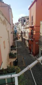 Typical Carloforte house right in the center img12