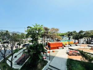 Bancolny sea view 2br