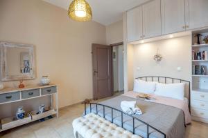 Plaka on the Water - 2 Apts for Families