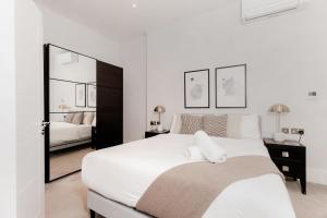 South Kensington Apartments